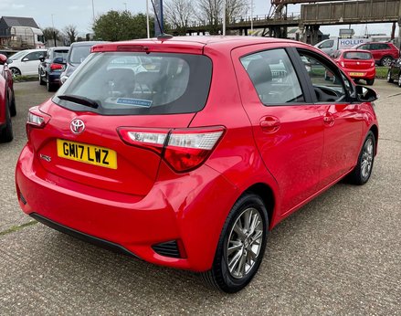 Toyota Yaris 1.5 Yaris Icon Tech VVT-i 5dr 8