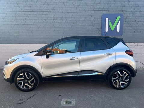 Renault Captur 0.9 TCe ENERGY Iconic Euro 6 (s/s) 5dr 5