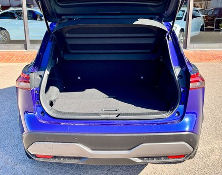 Nissan Qashqai 1.3 Qashqai N-Connecta DiG-T MHEV 5dr 69