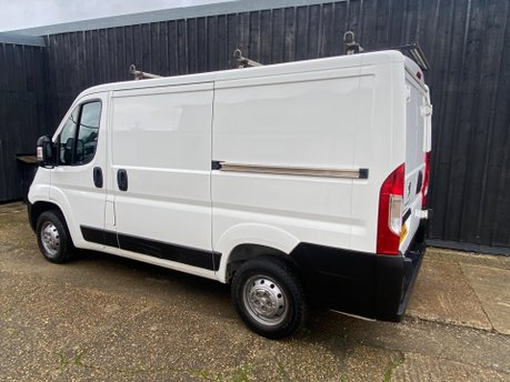 Peugeot Boxer BLUEHDI 333 L1H1 PROFESSIONAL P/V 15