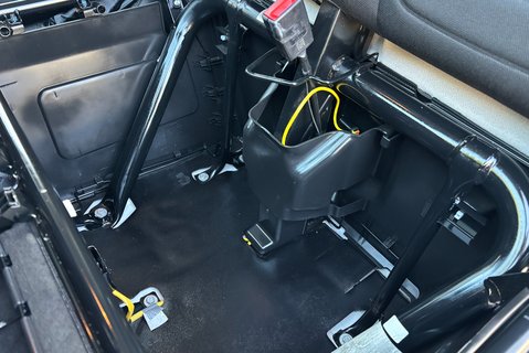 Iveco Daily 35S14V 3520L Business Hi-Matic Panel Van 16