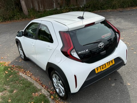 Toyota Aygo X VVT-I PURE 22