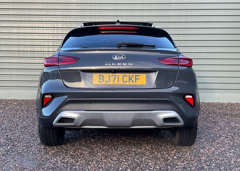 Kia Xceed 1.5 T-GDi ISG 4 17