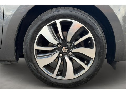 Suzuki Swift 1.2 Dualjet SHVS SZ-T 5dr 11