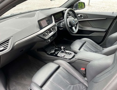 BMW 1 Series 2.0 M135i xDrive Auto 4WD 5dr 37