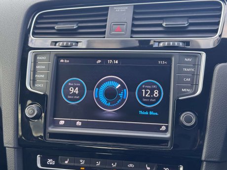 Volkswagen Golf 2.0 Golf R DSG 4WD 5dr 30