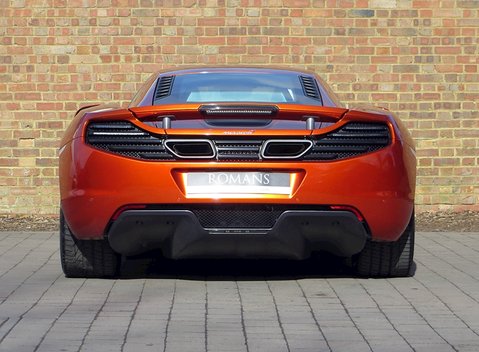 McLaren MP4-12C 8
