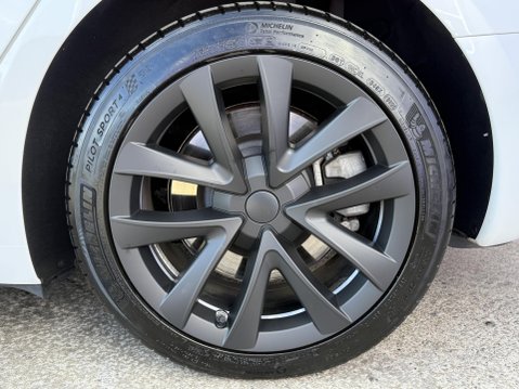 Tesla Model 3 Long Range Saloon 4dr Electric Auto RWD (282 ps) 16