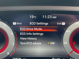 Nissan Qashqai 1.3 Qashqai N-Connecta DiG-T MHEV 5dr 33