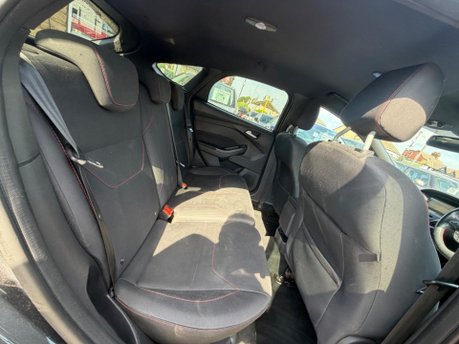 Ford Focus ST-LINE X 12