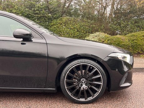 Mercedes-Benz A Class 1.3 A180 Sport (Executive) 7G-DCT Euro 6 (s/s) 5dr 41