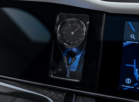 Rolls-Royce Cullinan Series II BLACK BADGE 23