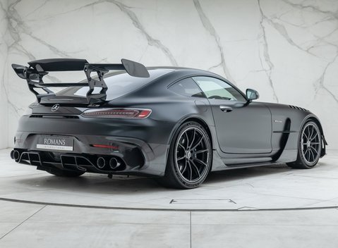 Mercedes-Benz Amg GT BLACK SERIES 6