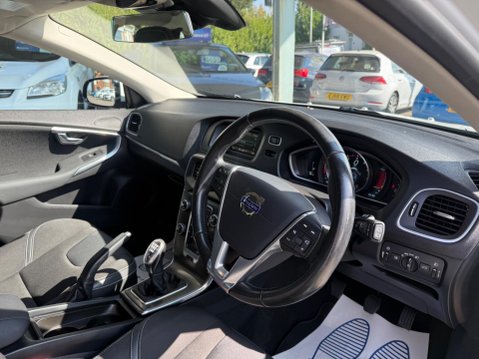 Volvo V40 1.6 T3 SE Euro 5 (s/s) 5dr 18