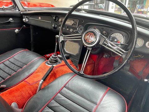 MG MGB MK1 'Pull Door Handle' ROADSTER 4
