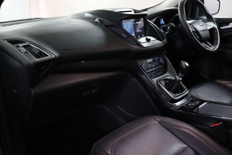 Ford Kuga TITANIUM X EDITION 34