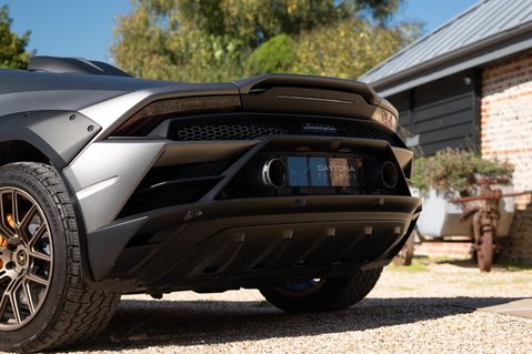 Lamborghini Huracan 5.2 V10 Sterrato LDF 4WD Euro 6 (s/s) 2dr 40