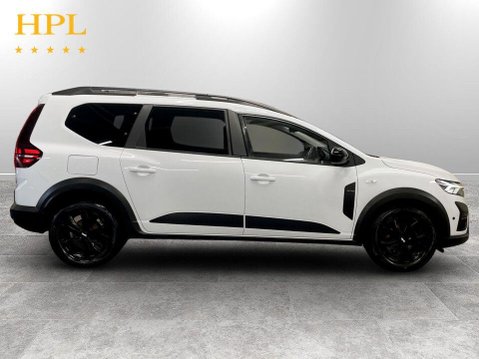 Dacia Jogger 1.0 TCe Extreme SE MPV 5dr Petrol Manual Euro 6 (s/s) (110 ps) 8