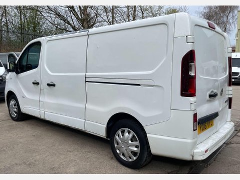 Vauxhall Vivaro 1.6 CDTi 2900 BiTurbo ecoFLEX Sportive Panel Van 5dr Diesel Manual L2 H1 Eu 9