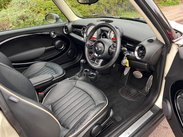 Mini Hatch 1.6 Cooper S Auto Euro 5 3dr 17