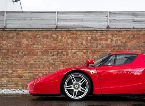 Ferrari Enzo 38