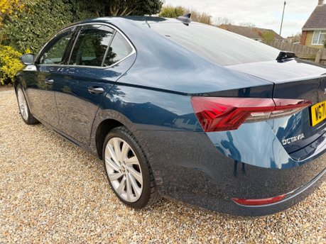 Skoda Octavia 2.0 TDI SE L DSG Euro 6 (s/s) 5dr 8