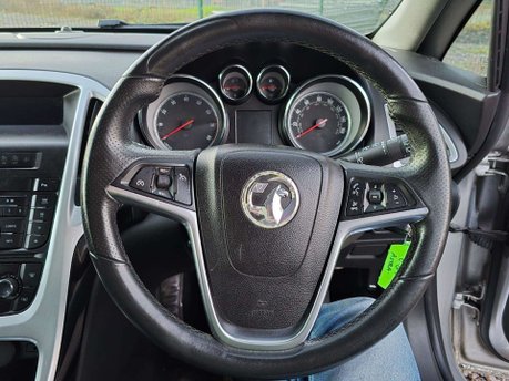 Vauxhall Astra 1.6 16v SRi Auto Euro 5 5dr 36