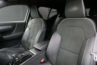 Volvo XC40 2.0 XC40 R-Design T4 Auto 5dr 39
