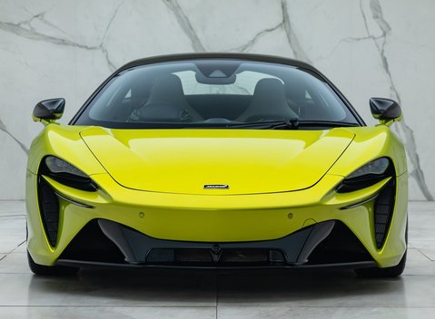 McLaren Artura 7
