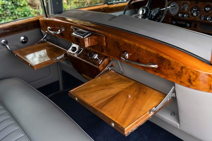 Rolls-Royce Silver Cloud II LWB 29