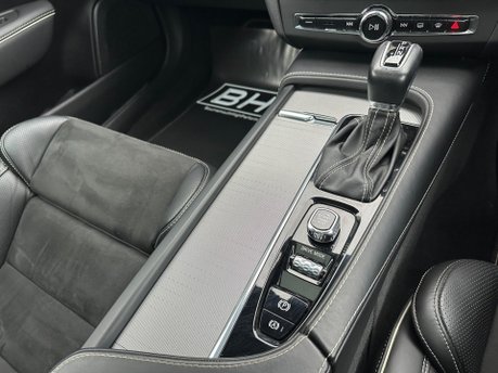 Volvo V90 2.0 D5 R-Design Plus Auto AWD Euro 6 (s/s) 5dr 