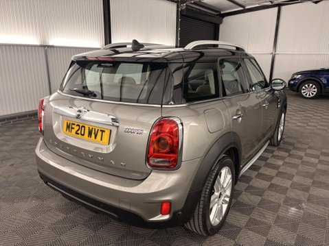 Mini Countryman 1.5 Cooper Exclusive Steptronic Euro 6 (s/s) 5dr 52
