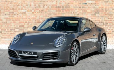 Porsche 911 (991.2) Carrera S 6