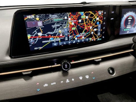Nissan ARIYA 63kWh Advance SUV 5dr Electric Auto 7.4kW Charger (217 ps) Cruise Control 16