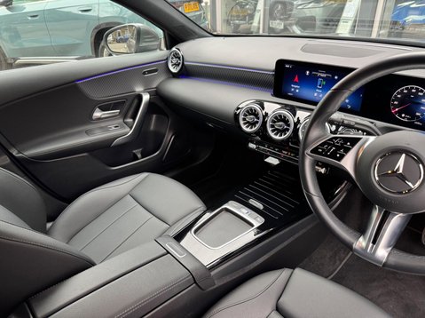 Mercedes-Benz A Class A 180 SPORT EXECUTIVE MHEV 36