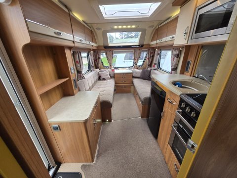 Swift Challenger 480 SE  14