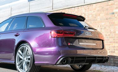 Audi RS6 Avant Performance 21