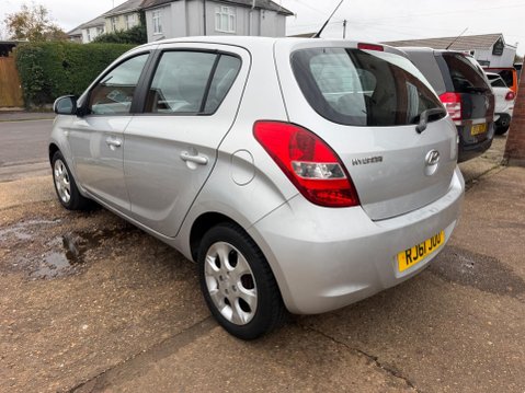 Hyundai i20 1.4 Comfort Euro 5 5dr 4