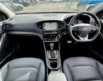 Hyundai IONIQ 1.6 IONIQ Premium SE FHEV Semi-Auto 5dr 2