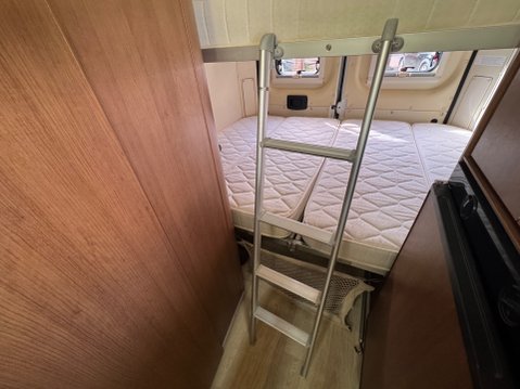 Auto-Trail Tribute 669 *** SOLD *** 18