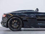 Audi R8 5.2 FSI V10 Spyder 2dr Petrol S Tronic quattro Euro 6 (s/s) (570 ps) 26
