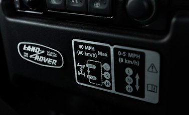 Land Rover Defender 110 Adventure Edition 14