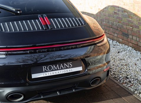 Porsche 911 Carrera 4S (992) 26