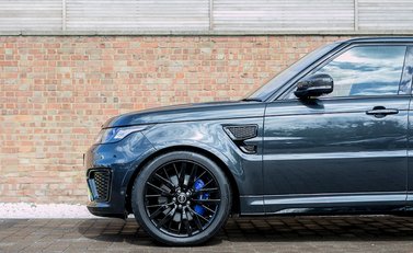 Land Rover Range Rover Sport 5.0 SVR 24