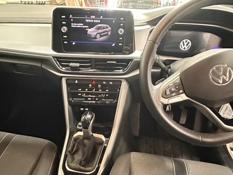 Volkswagen T-Roc LIFE TSI DSG 14
