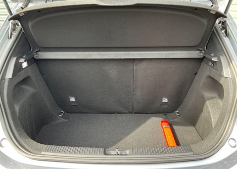 MG MG3 1.5 HYBRID+ TROPHY 11