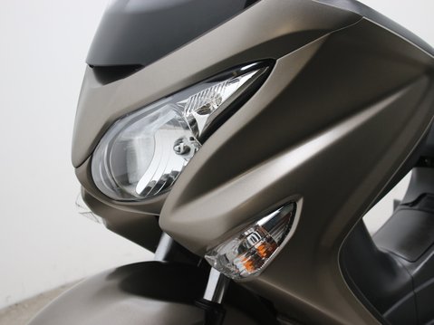 Suzuki Burgman 200 UH 200 AL7 22