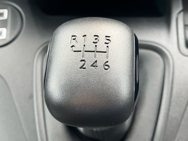 Vauxhall Combo Combo Cargo Diesel 1.5 Turbo D 100ps Prime H1 Van 13