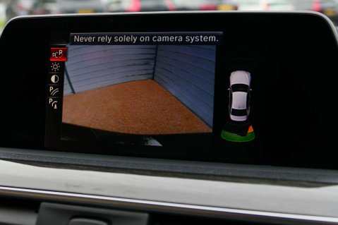 BMW 3 Series 2.0 320i Luxury Auto 4dr 32