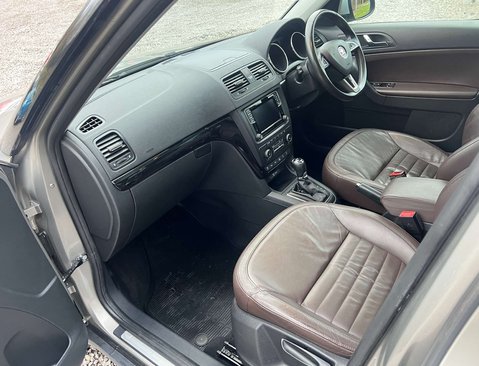 Skoda Yeti 2.0 Yeti Outdoor Laurin & Klement TDI SCR 4x4 Semi-Auto 4WD 5dr 34